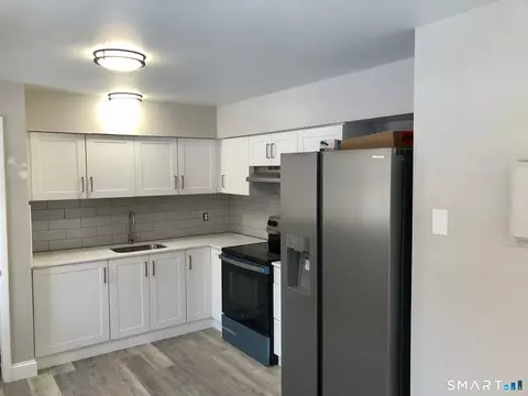 274 Platt St, Bridgeport, CT 06606