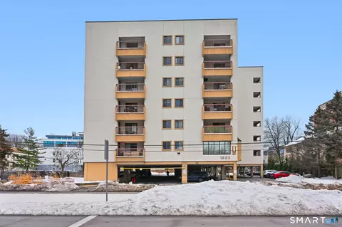 1633 Washington Blvd #6D, Stamford, CT 06902