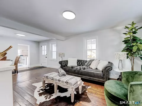 76 Griffin Rd, East Windsor, CT 06016