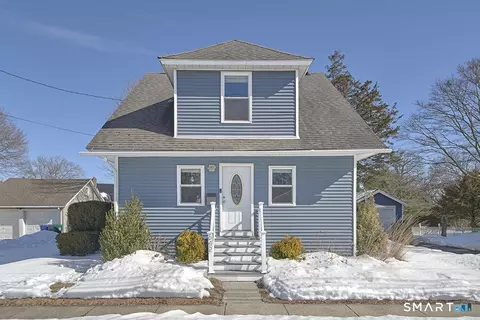 642 California St, Stratford, CT 06614
