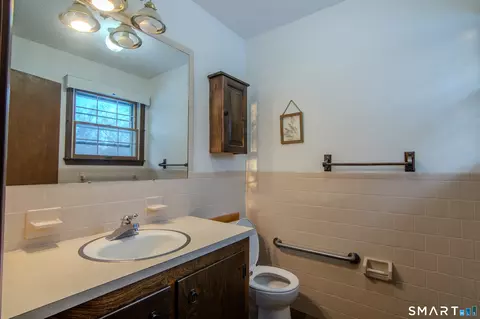 Bath - 33 Junior Ave, Killingly, CT 06239 photo 2 of 2
