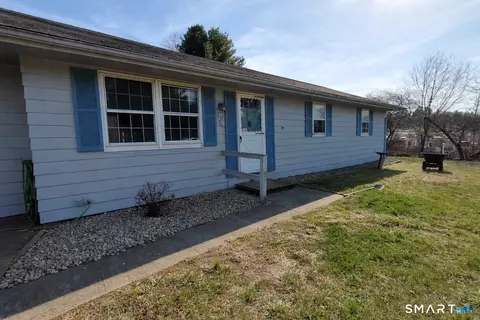 Exterior - 33 Junior Ave, Killingly, CT 06239 photo 2 of 4