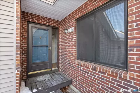 2702 Mill Pond Dr #2702, South Windsor, CT 06074