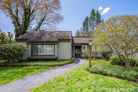 575 Heritage Vlg #A, Southbury, CT 06488