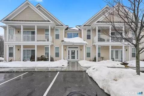 1025 Country View Rd #1025, Danbury, CT 06810