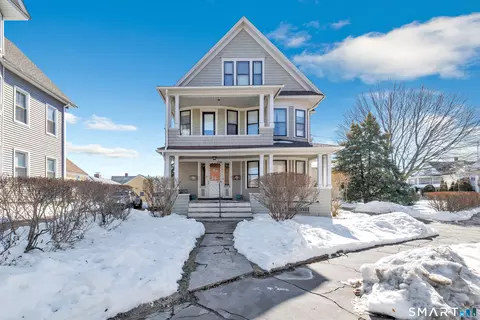 22 Monroe St, Bridgeport, CT 06605