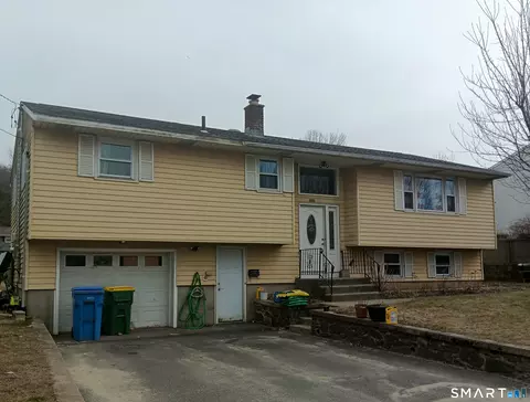 870 Woodtick Rd, Waterbury, CT 06705