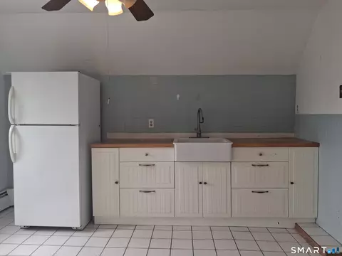 Kitchen - 26 4th St, Hamden, CT 06514 photo 5 of 5