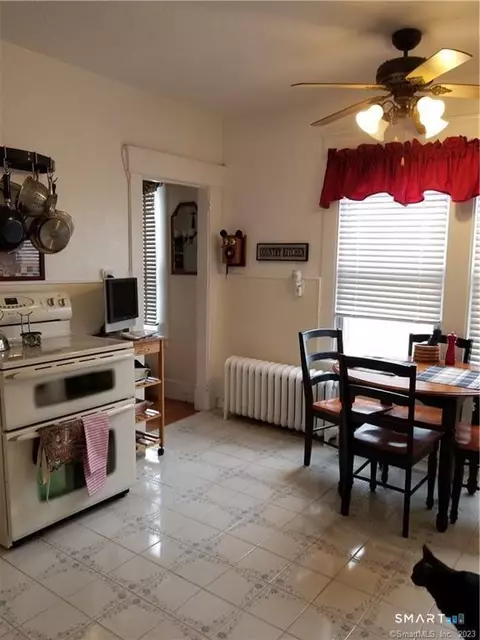 Kitchen - 26 4th St, Hamden, CT 06514 photo 3 of 5