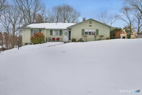 55 Dogwood Dr, New Britain, CT 06052