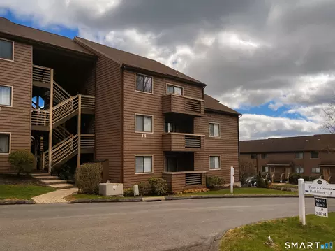 166 Old Brookfield Rd #7A5, Danbury, CT 06811