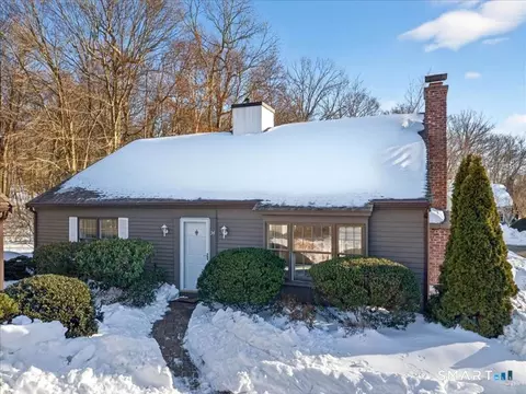 34 Wilshire Rd #34, Madison, CT 06443
