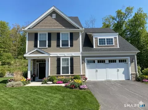 8 Woodland Path #8, Beacon Falls, CT 06403