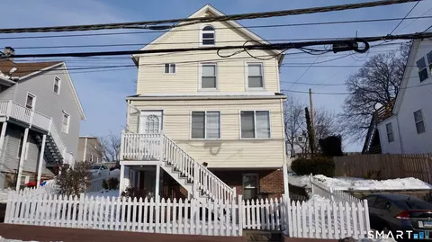 154 Lockwood Ave, Stamford, CT 06902