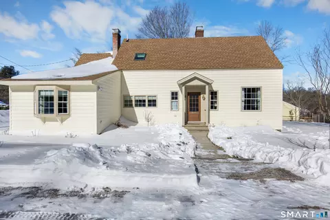 100 Tuller Rd, Fairfield, CT 06825