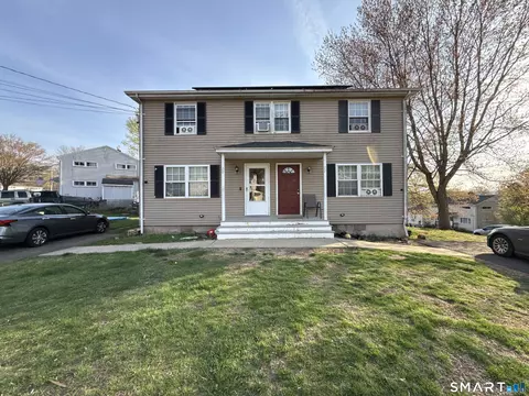 27-29 Mclaughlin Ter, Derby, CT 06418