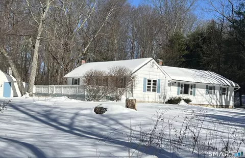 11 Old Fairwood Road Ext, Bethany, CT 06524