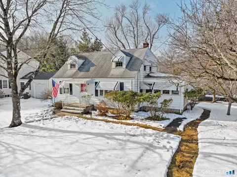 148 Millspaugh Dr, Fairfield, CT 06824