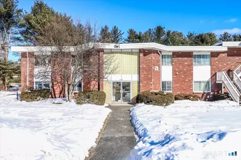 38 Candlewood Lake Rd S #3, New Milford, CT 06776