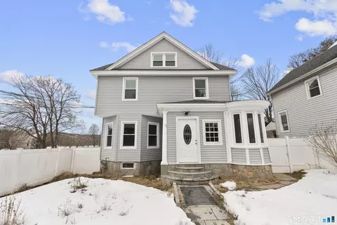 171 Foster St, Meriden, CT 06451