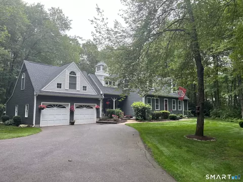 102 Petersen Rd, Granby, CT 06035