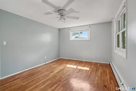 Bedroom - 42 Carroll Rd, Hamden, CT 06517 photo 3 of 10