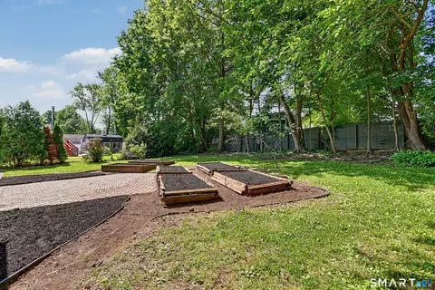 Exterior - 42 Carroll Rd, Hamden, CT 06517 photo 3 of 6