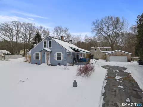 37 Cady St, Killingly, CT 06239