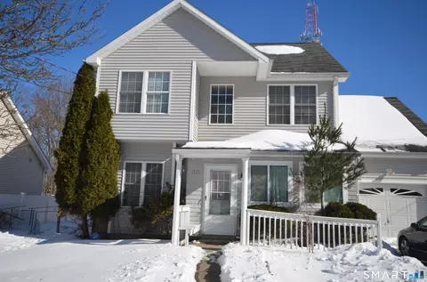 1376 Chopsey Hill Rd, Bridgeport, CT 06606