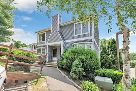 309 Terrace Ave #44, West Haven, CT 06516