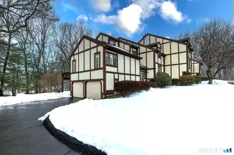 690 Forest Rd #651, West Haven, CT 06516