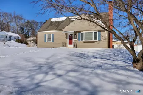 5 Briar Ln, Berlin, CT 06037