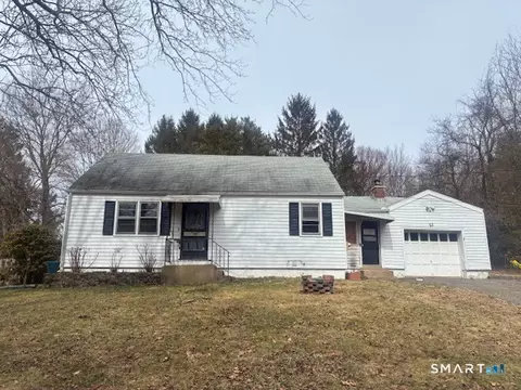 23 Woodpark Dr, Watertown, CT 06795