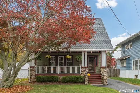 575 Ocean Ave, New London, CT 06320