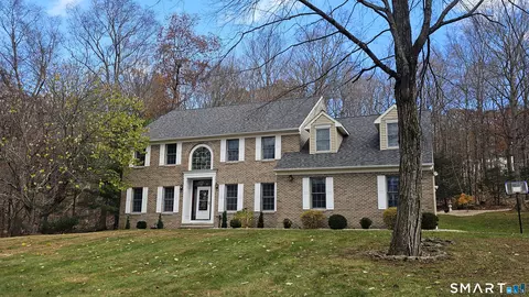 183 Coachmans Dr, Southbury, CT 06488