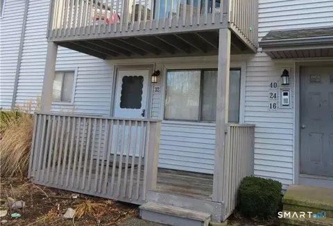 330 Savin Ave #32, West Haven, CT 06516