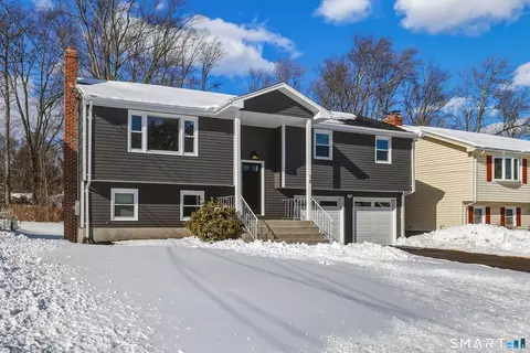 38 Mildred Rd, West Hartford, CT 06107