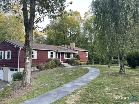 5 Inwood Ln, Westport, CT 06880