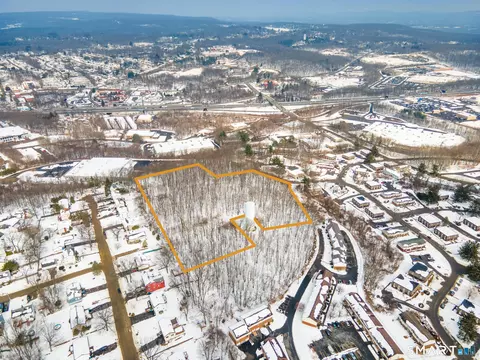 00 Scott Rd, Waterbury, CT 06705