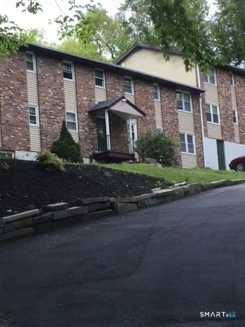 83 Birge St, Torrington, CT 06790