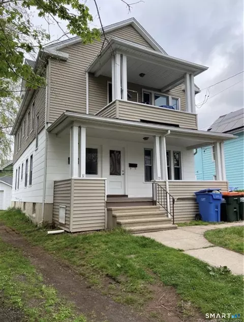 31 Winthrop St, Meriden, CT 06451