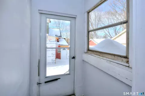 Entry Way - 115 Third St, Hamden, CT 06514 photo 2 of 2