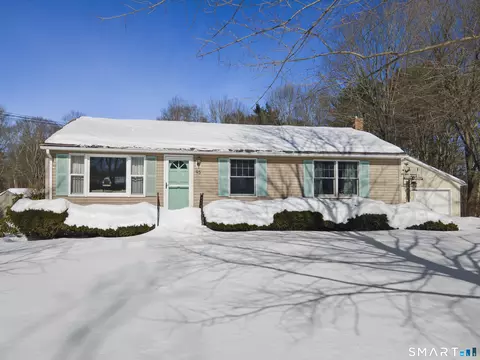 95 Underwood Rd, Woodstock, CT 06281