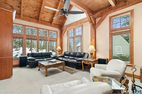 9 Obtuse Rocks Rd # -A, Brookfield, CT 06804