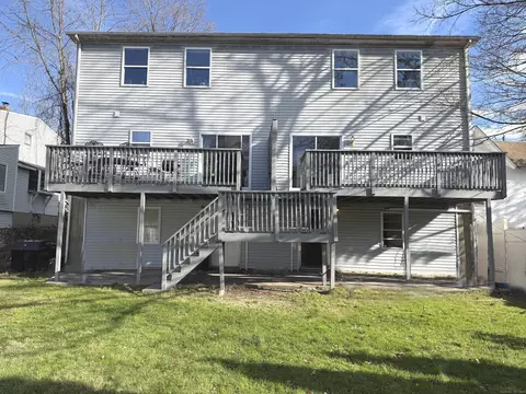 29 Nash Pl, Norwalk, CT 06854