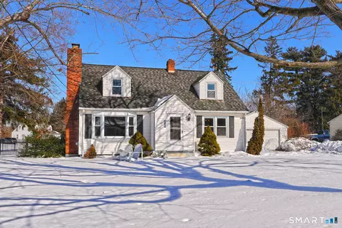 10 Hemingway Rd, North Haven, CT 06473