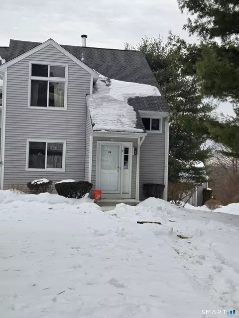 14 Tulip Dr #D, Seymour, CT 06483
