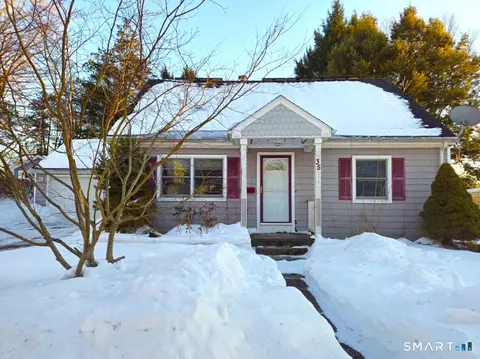 35 Lardner Rd, Bristol, CT 06010