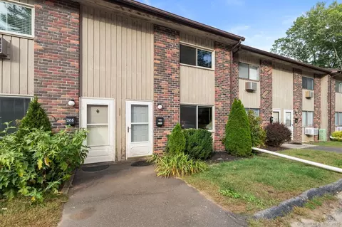 218 Oakville Ave #C, Waterbury, CT 06708