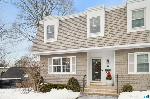 164 Summer St #A, New Canaan, CT 06840